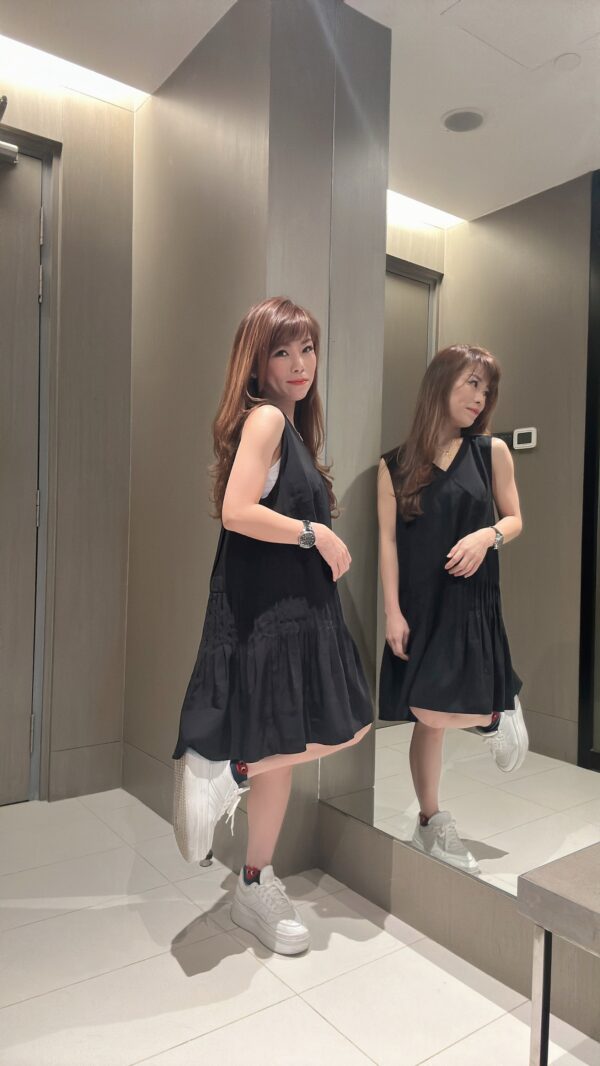 Aurora Comfy Dress - Image 3