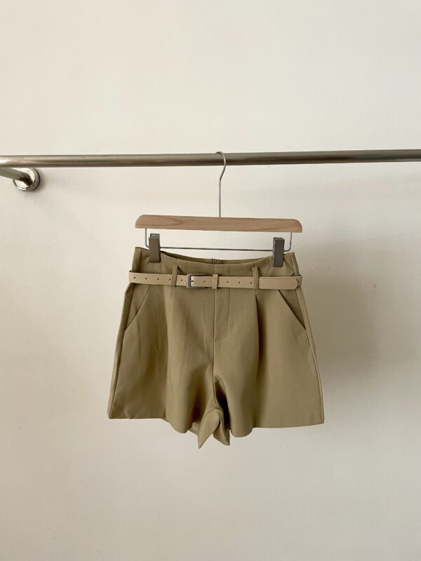 Yara Premium Shorts w Belt 6270 - Image 9