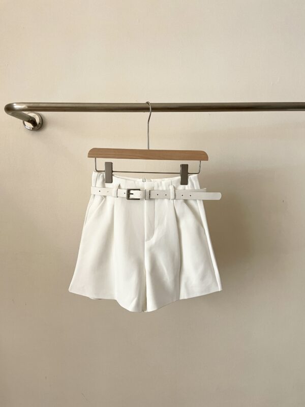 Yara Premium Shorts w Belt 6270 - Image 8