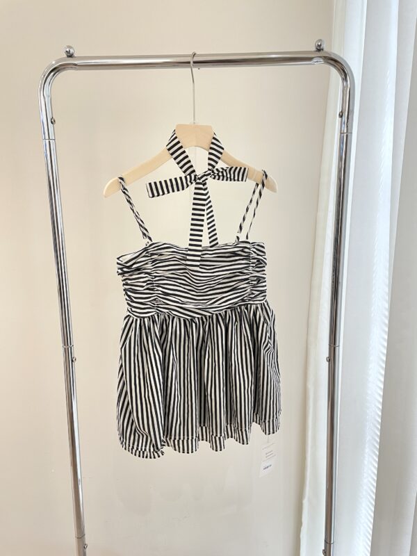 Huglia Top 8255 - Image 3