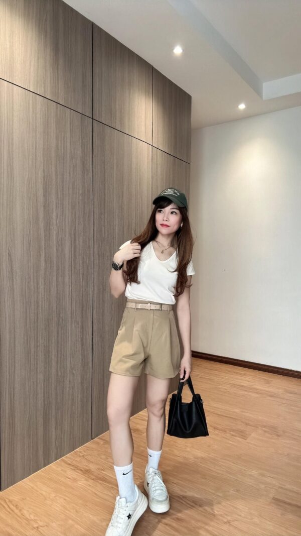 Yara Premium Shorts w Belt 6270 - Image 3