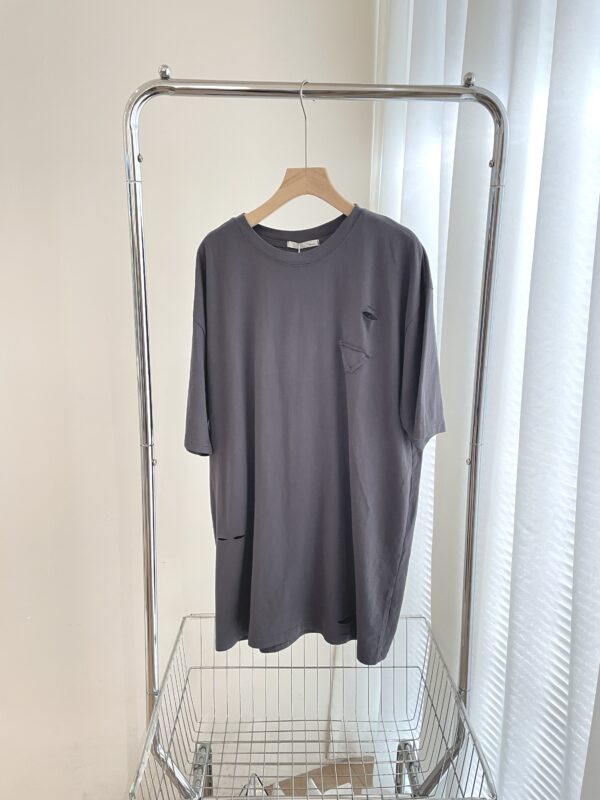 Winsley Oversized V-Top 3898 - Image 3