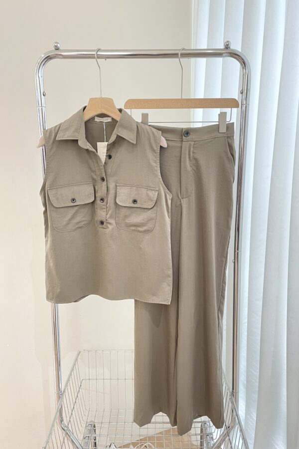 Maxim Black-button Set
