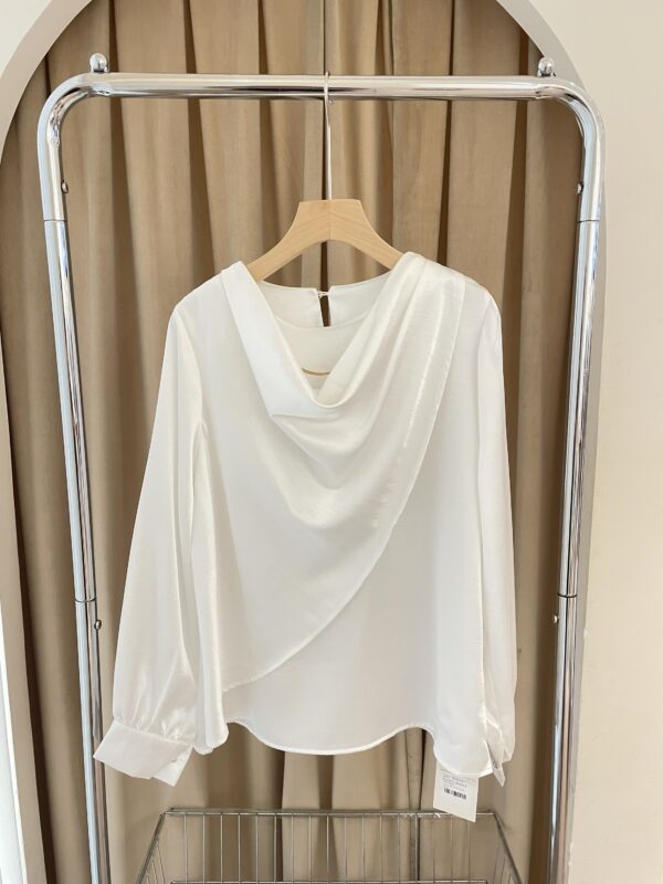Kassey Silky Ruffle Top 8935 - Image 4