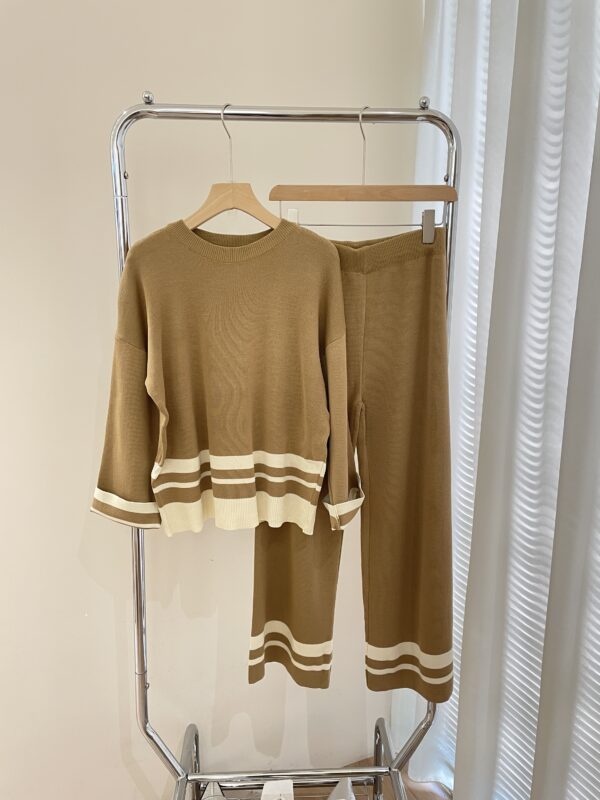 Cozy M2112 Set - Image 2